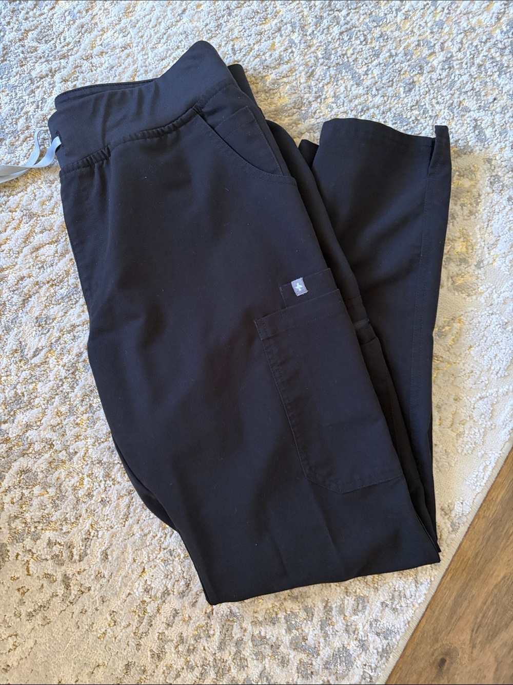 Figs Women’s Black Yola Pants - Skinny Scrub Pant 2.0 / Medium